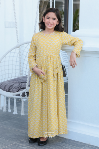 Claire Dress in Freesia Yellow